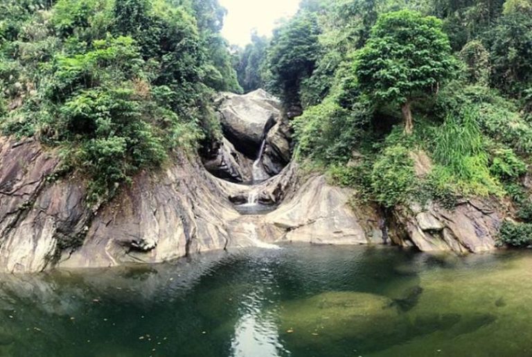 Cảnh đẹp thiên nhiên thác số 6 Hà Giang
