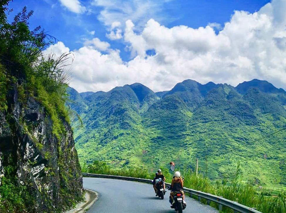 Phượt tour Hà Giang 4 ngày 3 đêm bằng xe máy