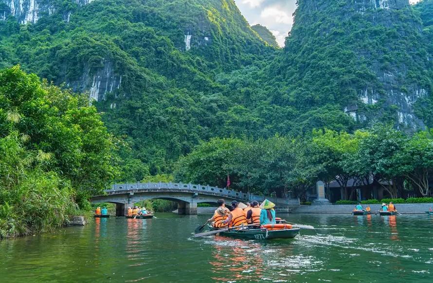 Ninh Bình thàng 10, tiết trời đẹp nhất năm
