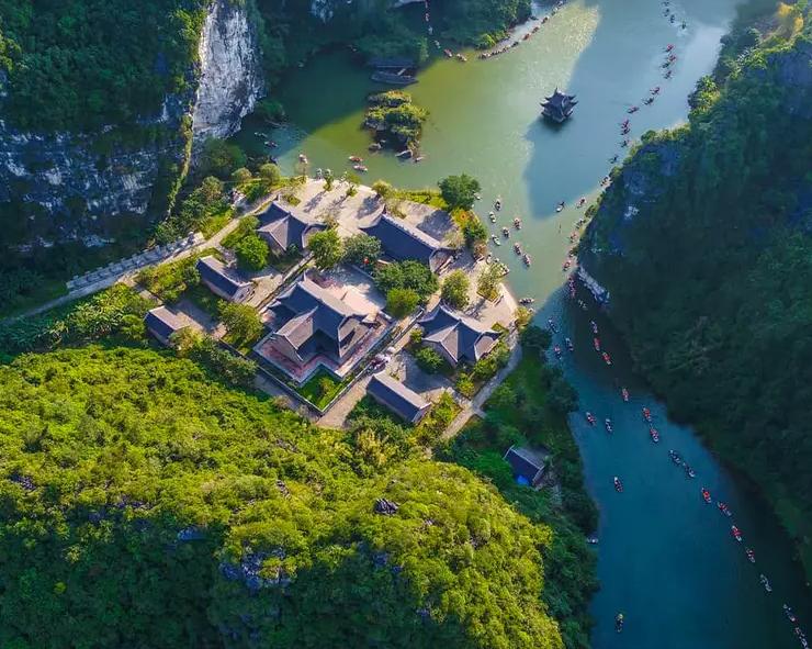 Thời tiết Ninh Bình tháng 12 nắng nhẹ, xám trời