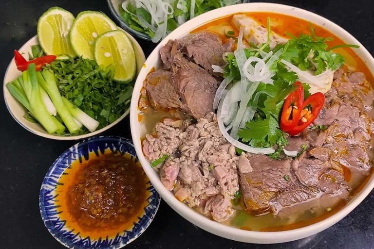 Bún bò Đà Lạt
