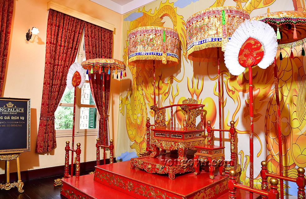 Ngai vàng mô phỏng tại lầu 1 Dinh 1 Đà Lạt