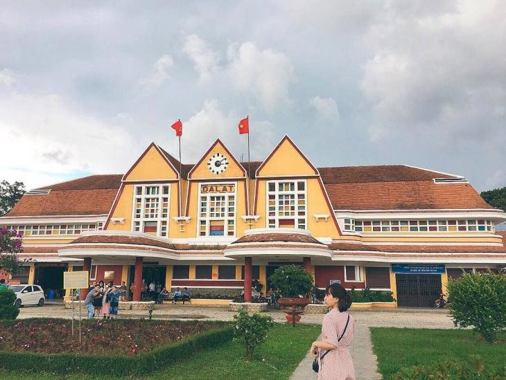 Kiến trúc độc đáo nhà ga xe lửa cổ Đà Lạt