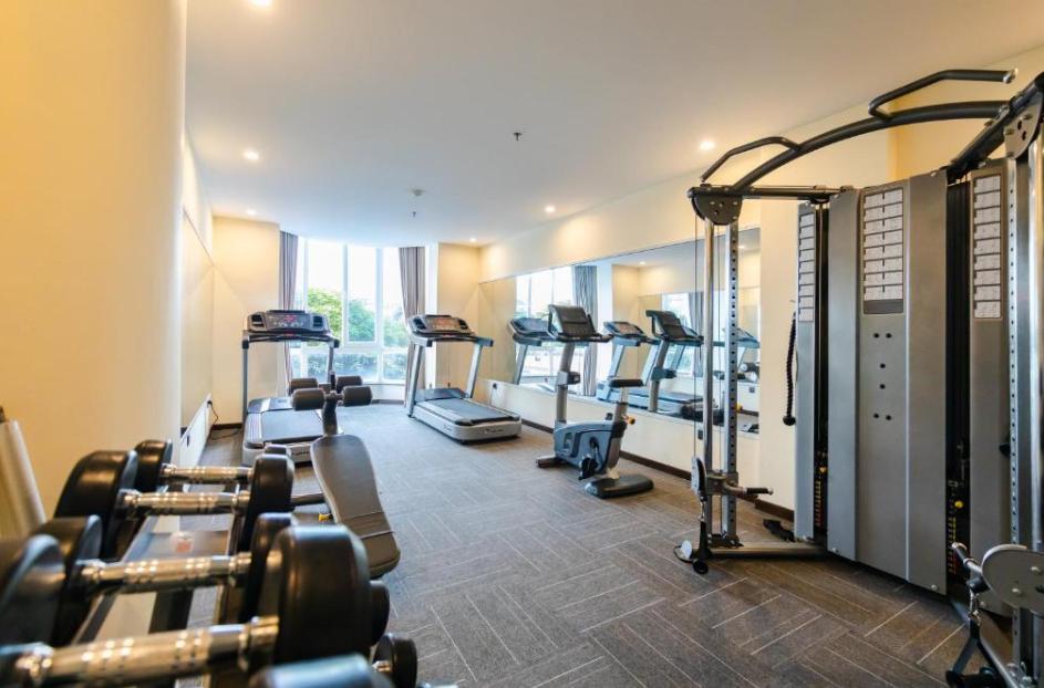 Phòng gym đầy đủ các thiết bị hiện đại