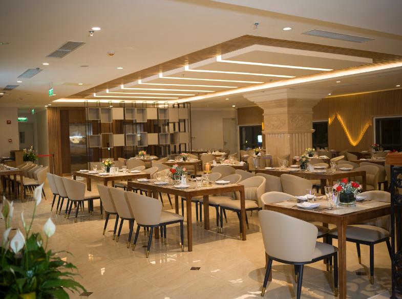 Nhà hàng Rustic sang trọng