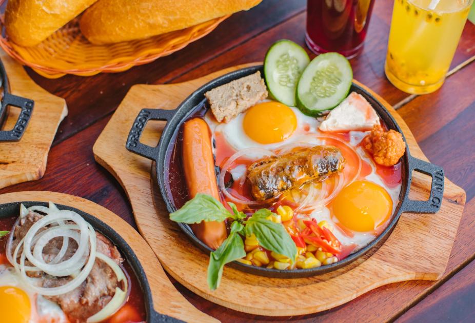 Phần bánh mì chảo Icolor cực kỳ hấp dẫn