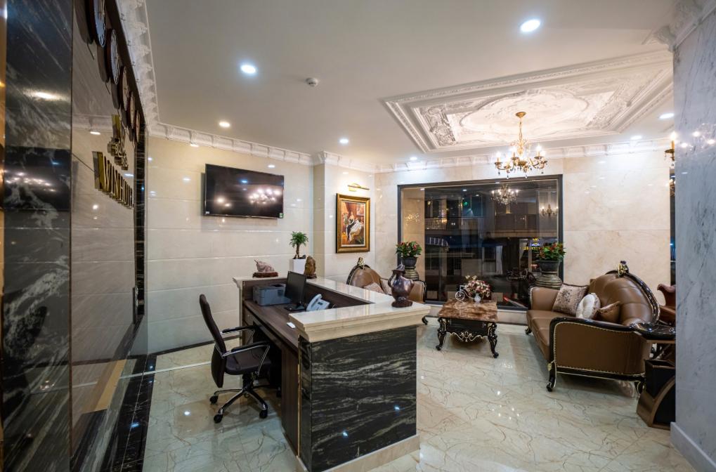 Sảnh lễ tân phục vụ bạn 24/7