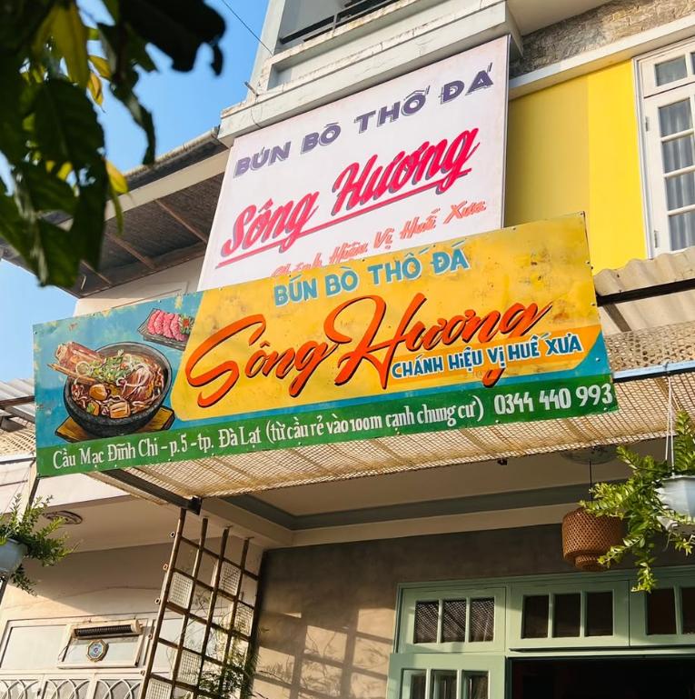 Bún bò thố đá Sông Hương