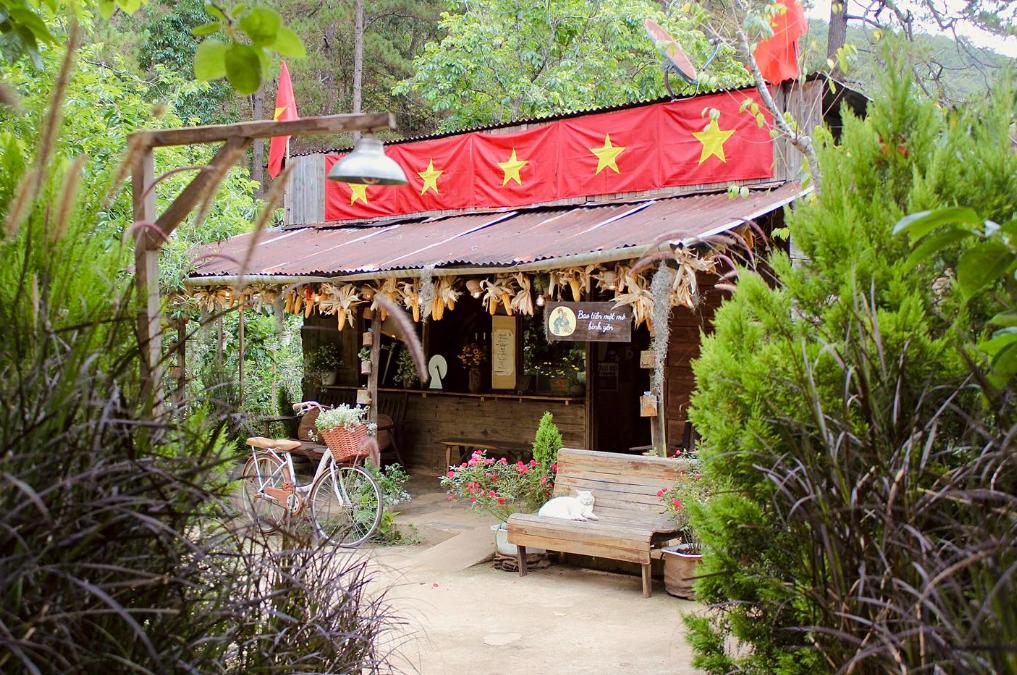 Cafe Bao Tiền Một Mớ Bình Yên