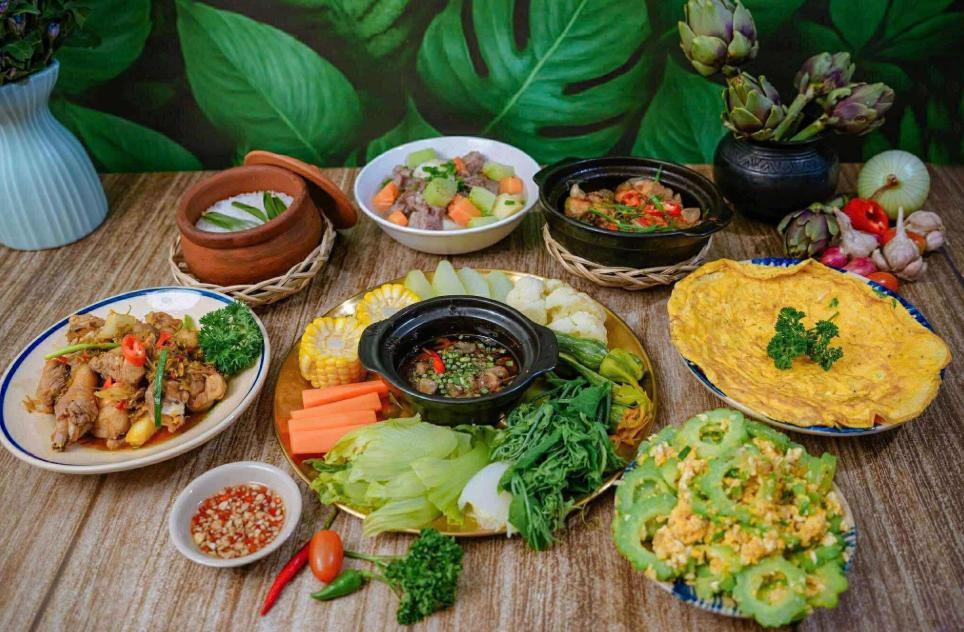 Cơm niêu Hoa Đào