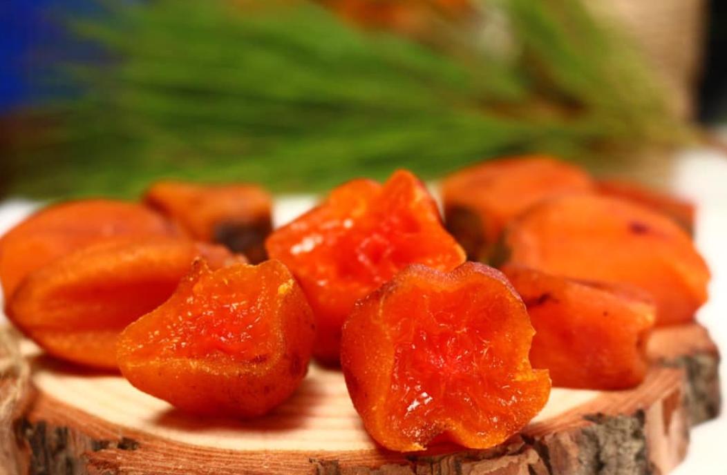 Thịt hồng bên trong mọng nước, ngọt thơm