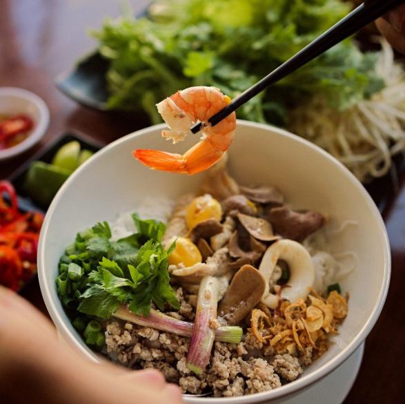 Hủ tiếu mì thơm ngon