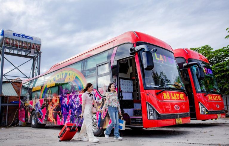 Nhà xe Đà Lạt Ơi