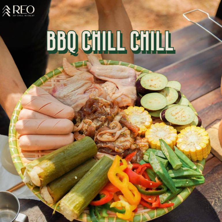 Chuẩn bị nguyên liệu tổ chức BBQ trong rừng