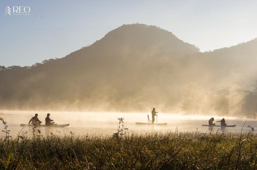 Đón bình minh chào ngày mới