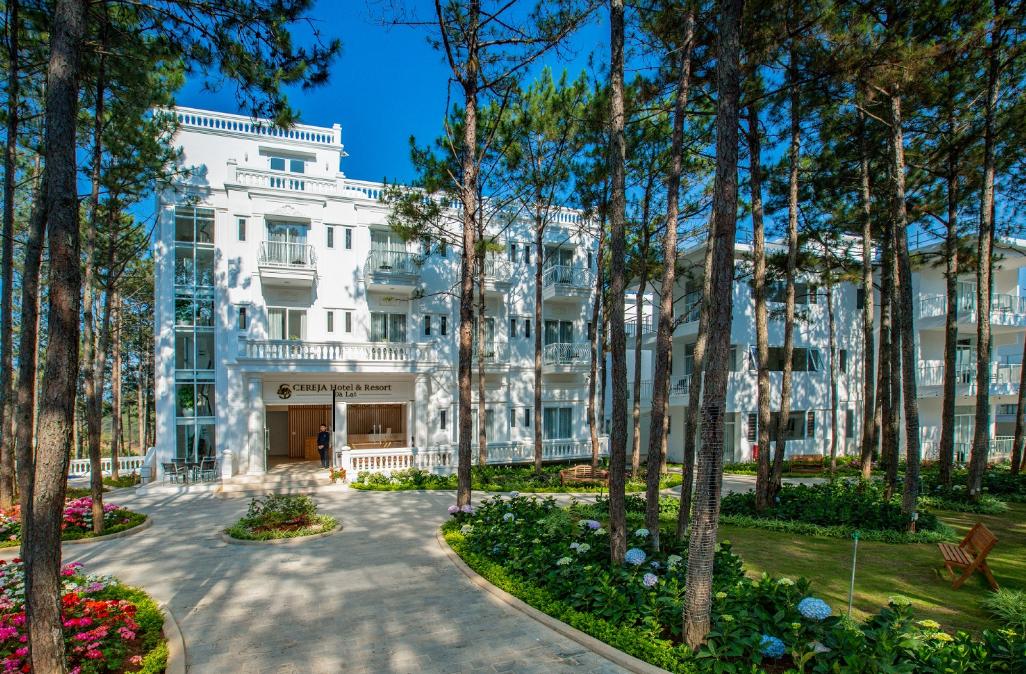Cereja Hotel & Resort