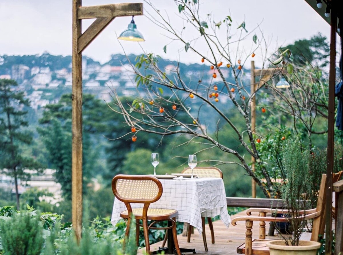 Thưởng thức những món nước hấp dẫn tại In The Forest Đà Lạt