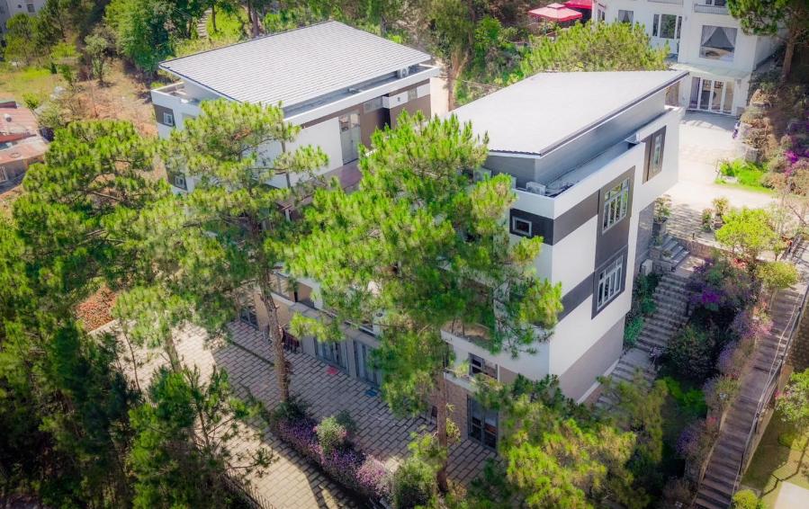 Tổng quan bên ngoài Villa Nam Hồ