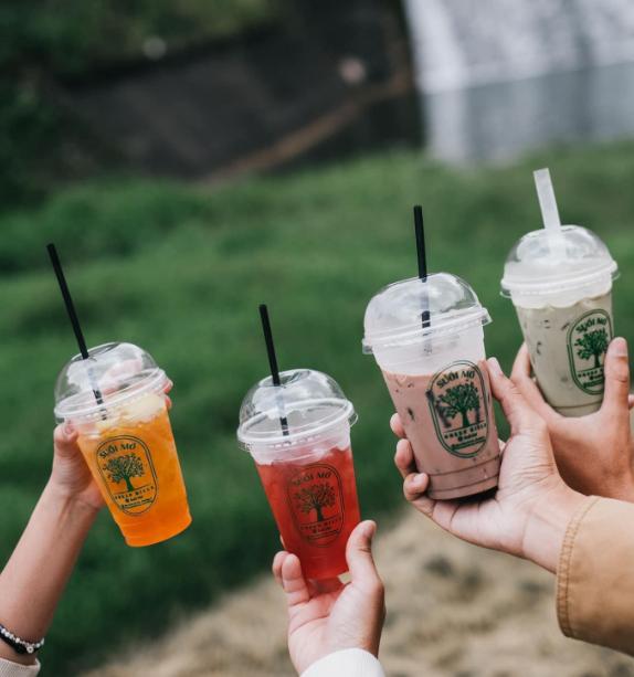 Đồ uống đa dạng và hấp dẫn tại cafe Vườn Địa Đàng