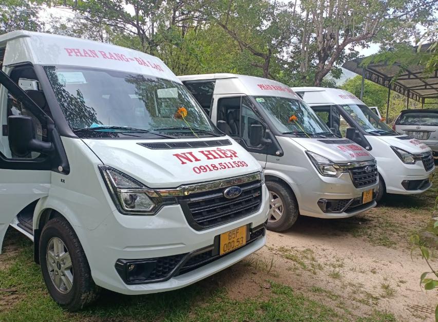 Nhà xe Ni Hiệp