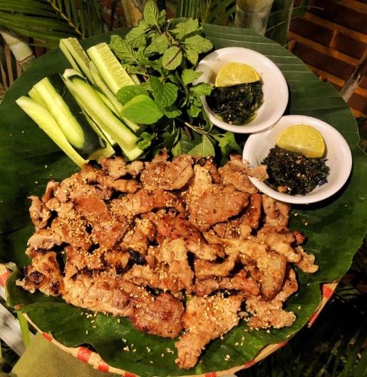 Ẩm thực phong phú