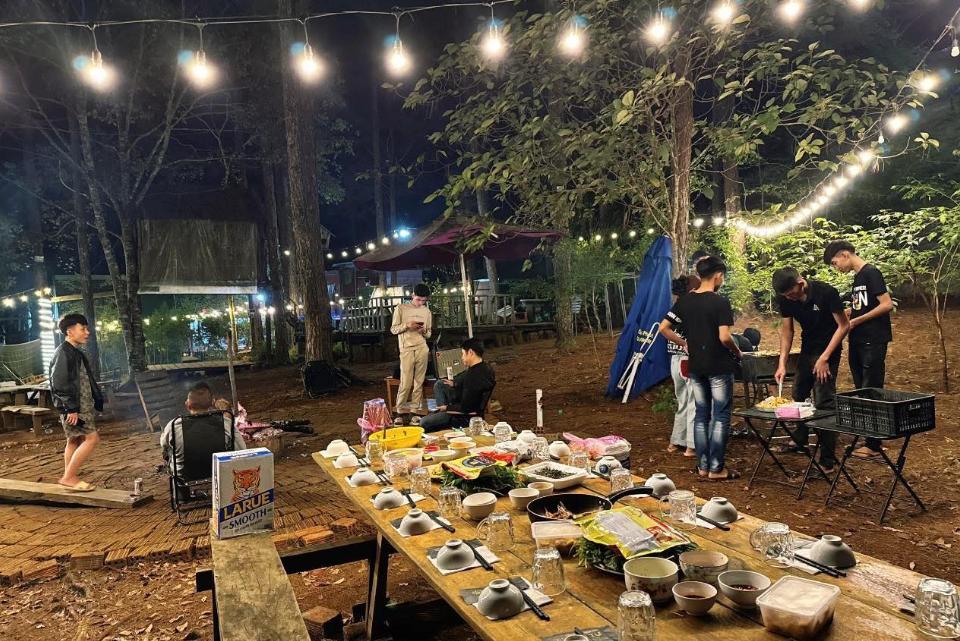 Tổ chức tiệc BBQ ngoài trời