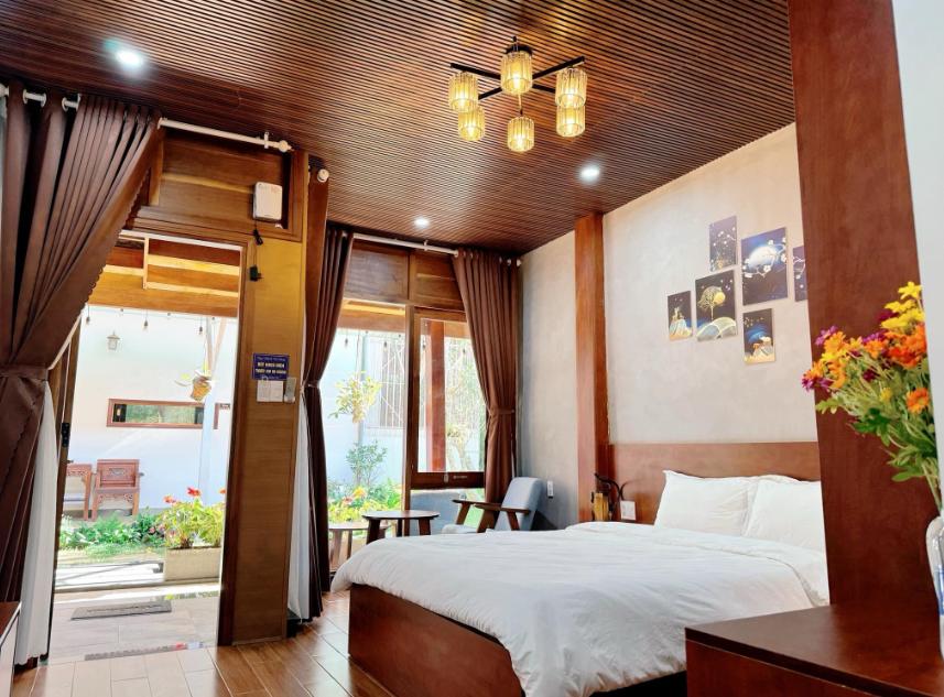 Không gian phòng ngủ sang trọng và đầy đủ tiện nghi