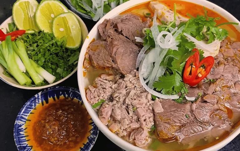 Bún bò Huế Vô Tư