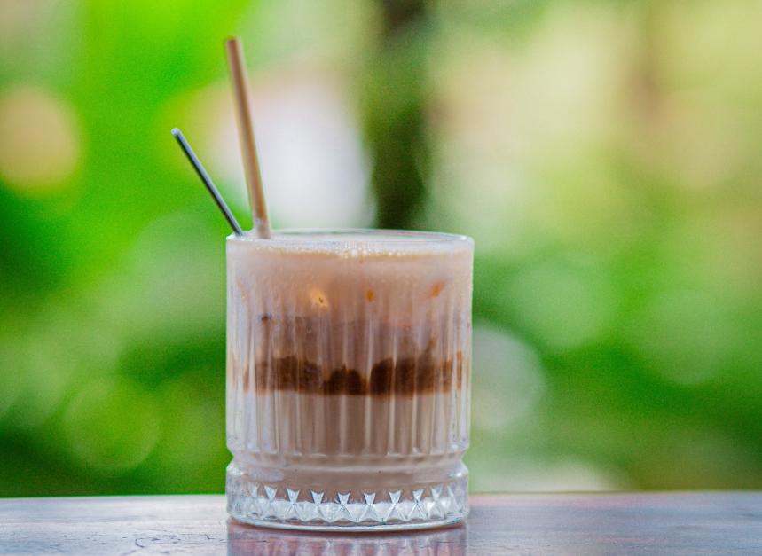 Thưởng thức cà phê Tây Nguyên