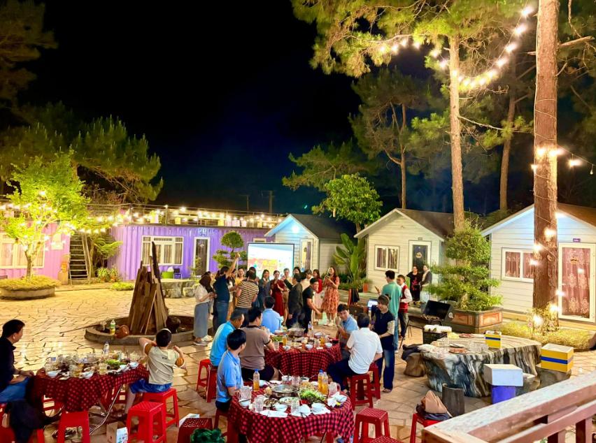 Không gian rộng rãi, thoải mái tổ chức tiệc