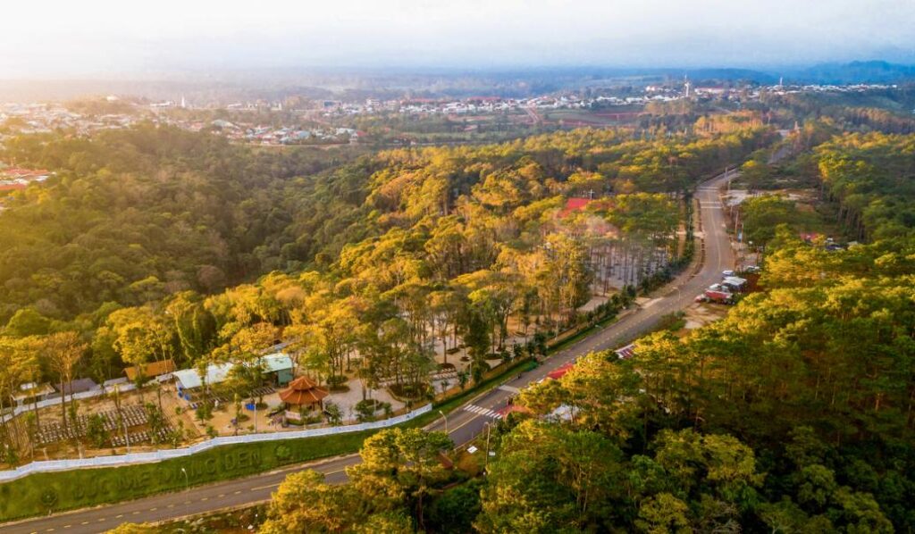 Thời tiết Măng Đen tháng 11 cực đẹp, rất thích hợp để phiêu lưu