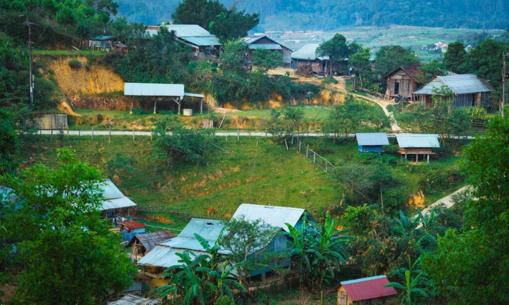 Măng Đen tháng 8 hay có những cơn mưa bất chợt