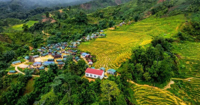 Măng Đen tháng 9