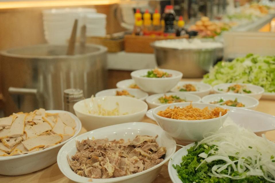 Đa dạng món ăn đặc sản thơm ngon