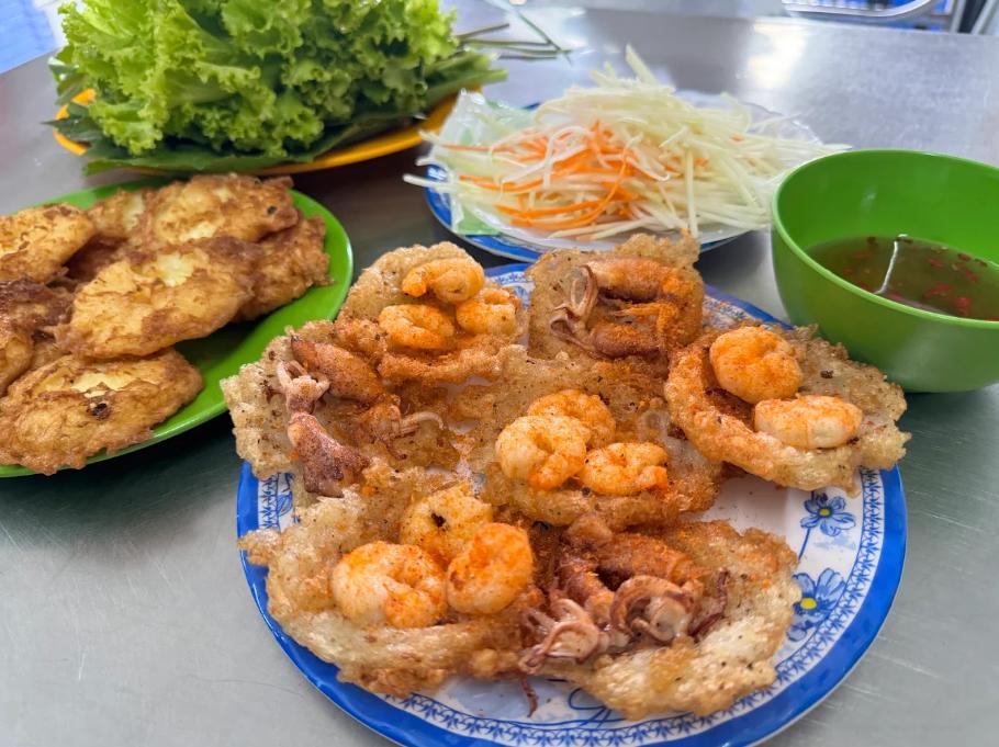 Bánh khọt Út Loan
