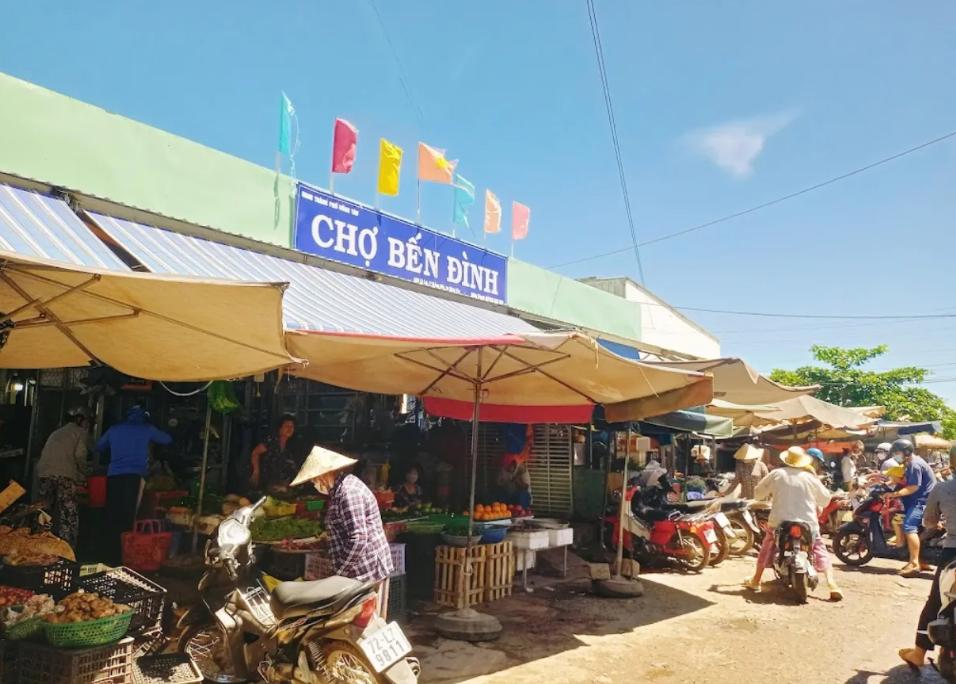 Đôi nét cảnh quan Chợ Bến Đình Vũng Tàu