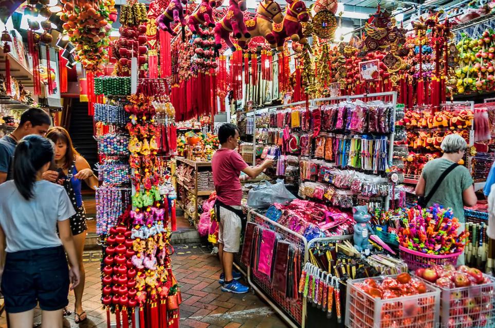 Rất nhiều quà lưu niệm