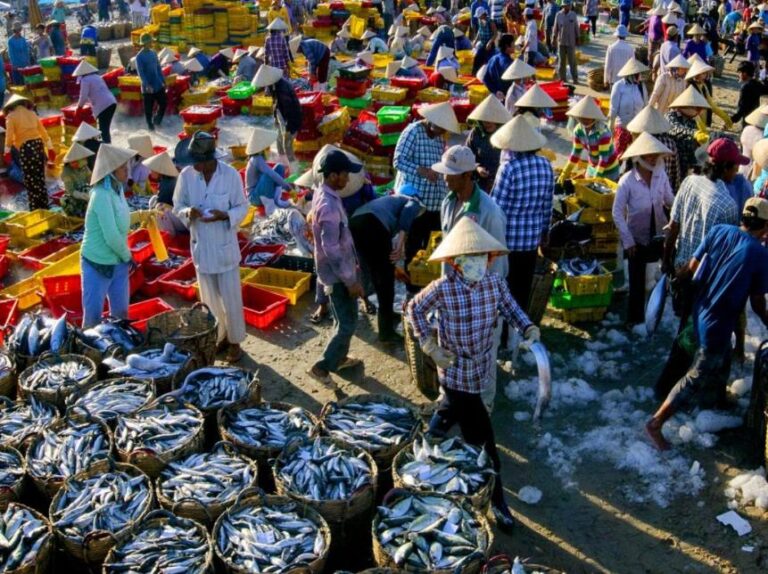 Chợ làng chài Vũng Tàu