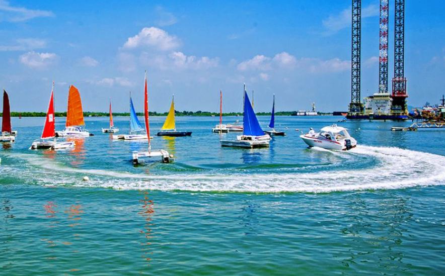 Bến thuyền Marina