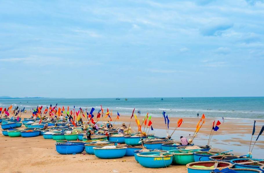 Làng chài Phước Tỉnh