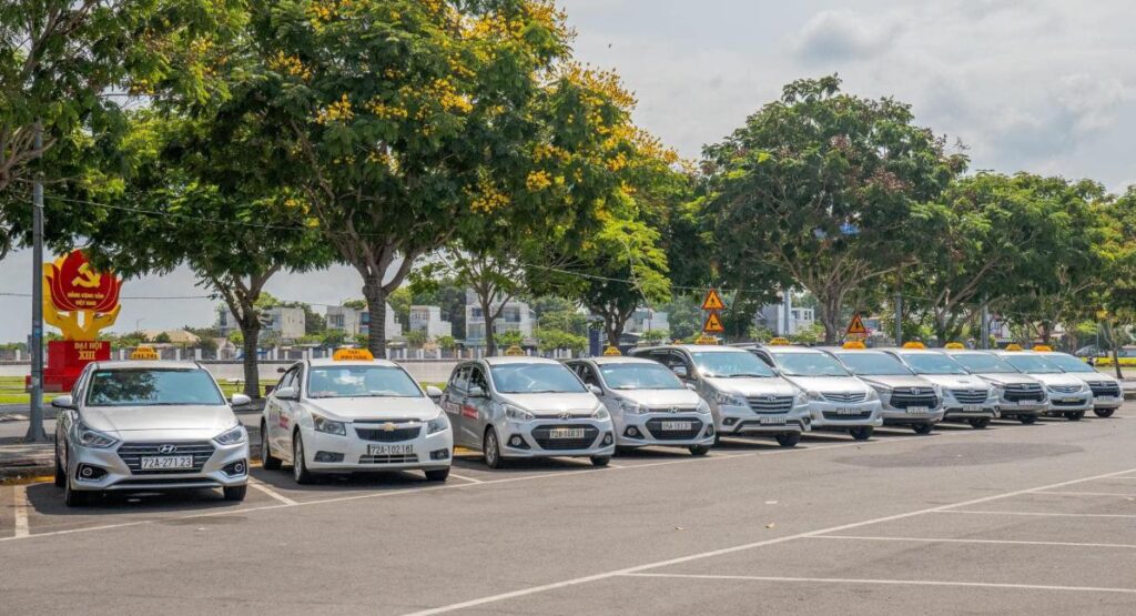 Taxi Family Car