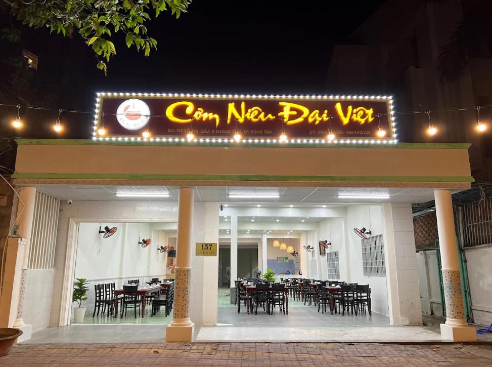 Cơm niêu Đại Việt có không gian rộng rãi