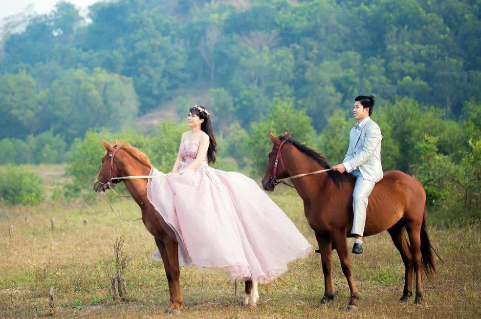 Trải nghiệm cưỡi ngựa mới lạ
