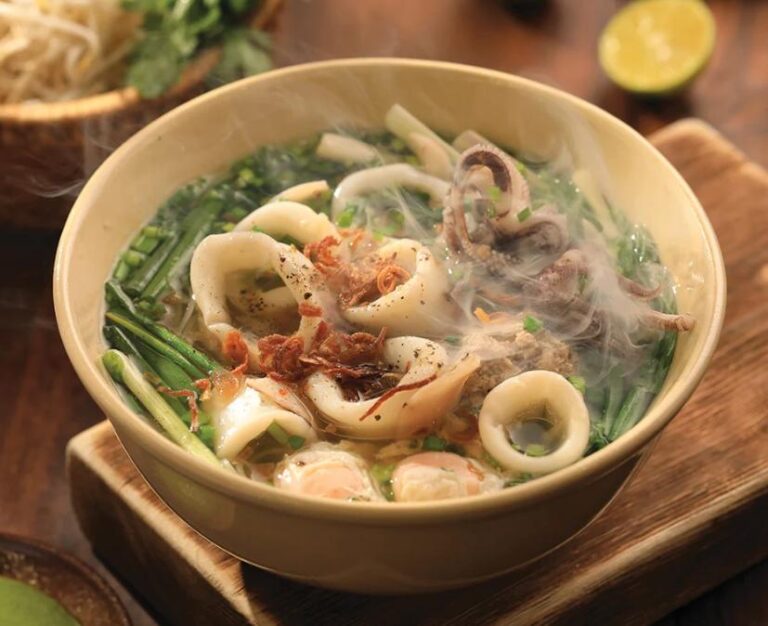 Hủ tiếu mực Vũng Tàu