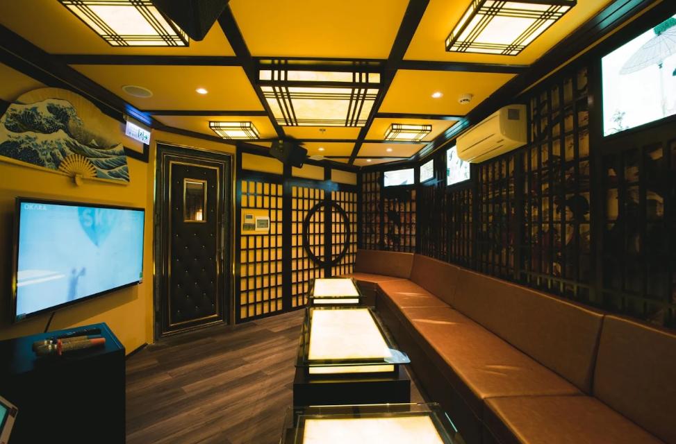 Phòng karaoke hiện đại