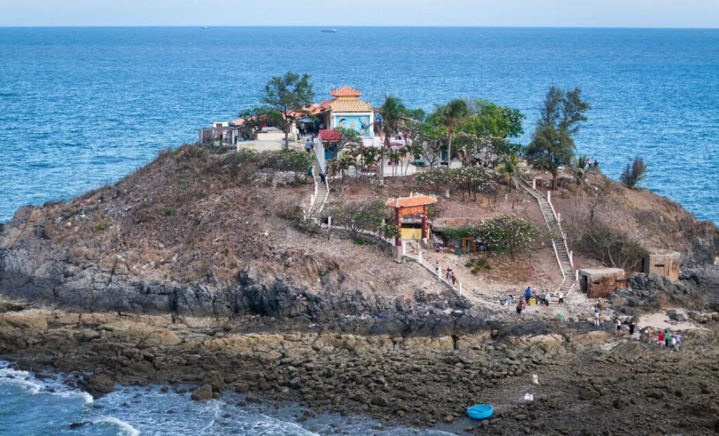 Tổng quan về Miếu Hòn Bà Vũng Tàu