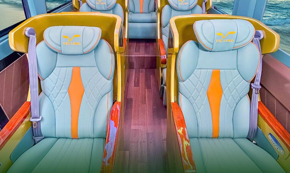Hãng Xe Vie Limo chất lượng, ghế bọc da êm ái