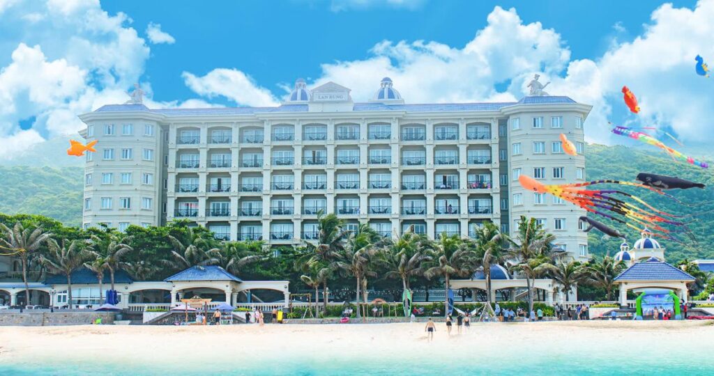 Lan Rừng Beach Resort