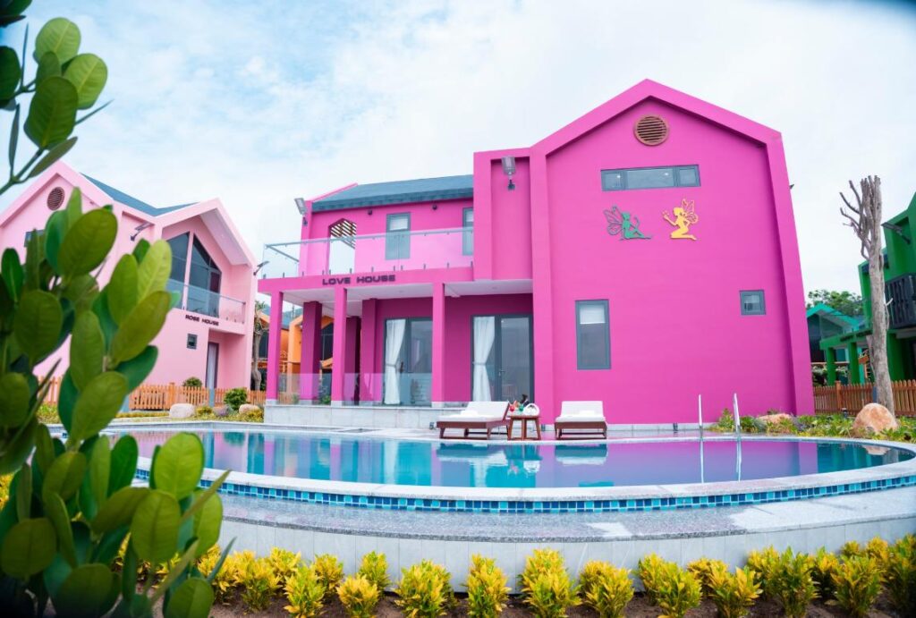 Trân Châu Beach & Resort