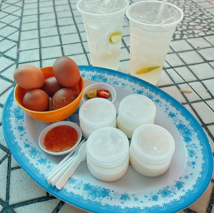 Hương vị sữa chua ngon sánh mịn